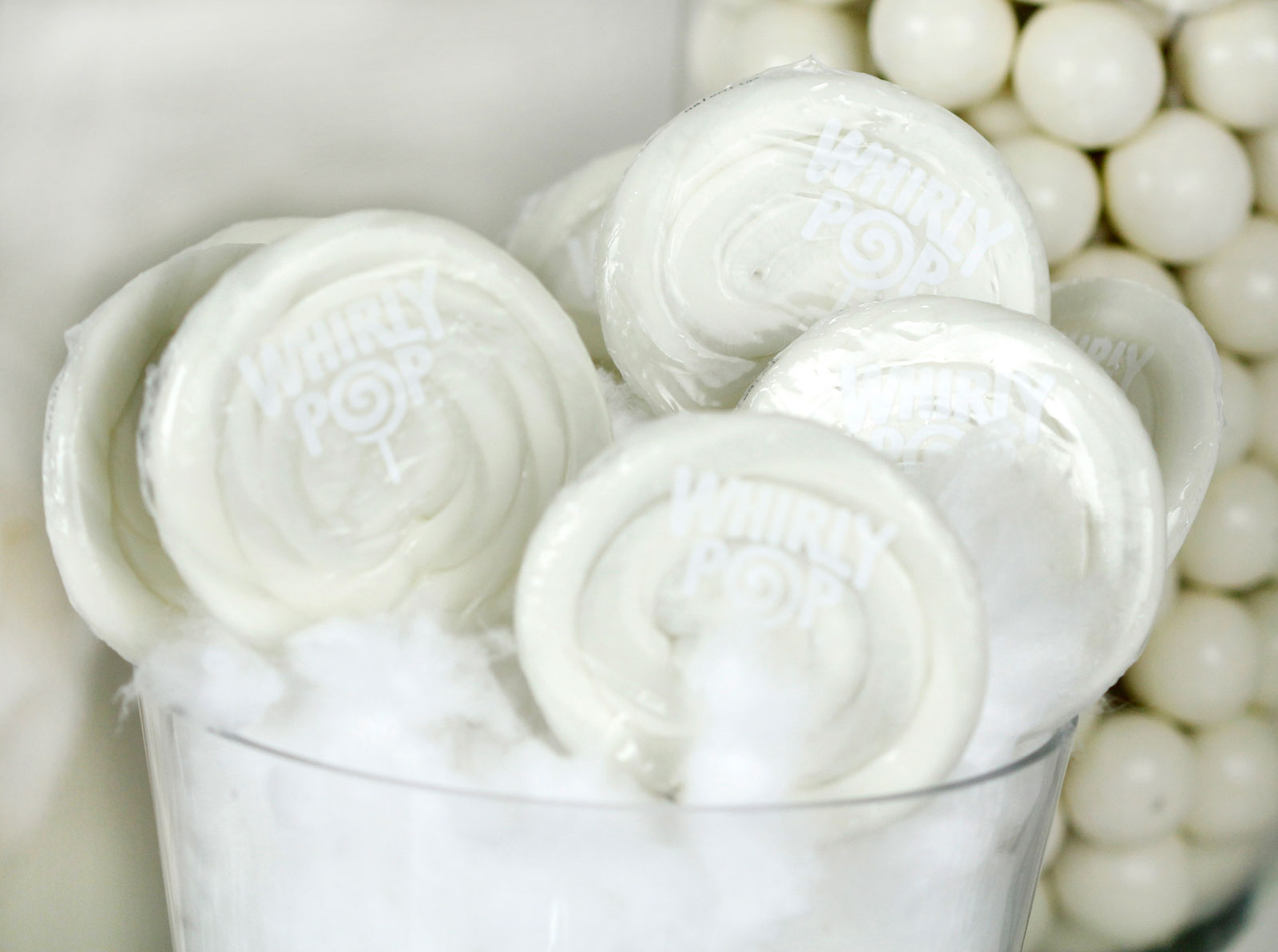 White & White Swirl Whirly Pops - Vanilla