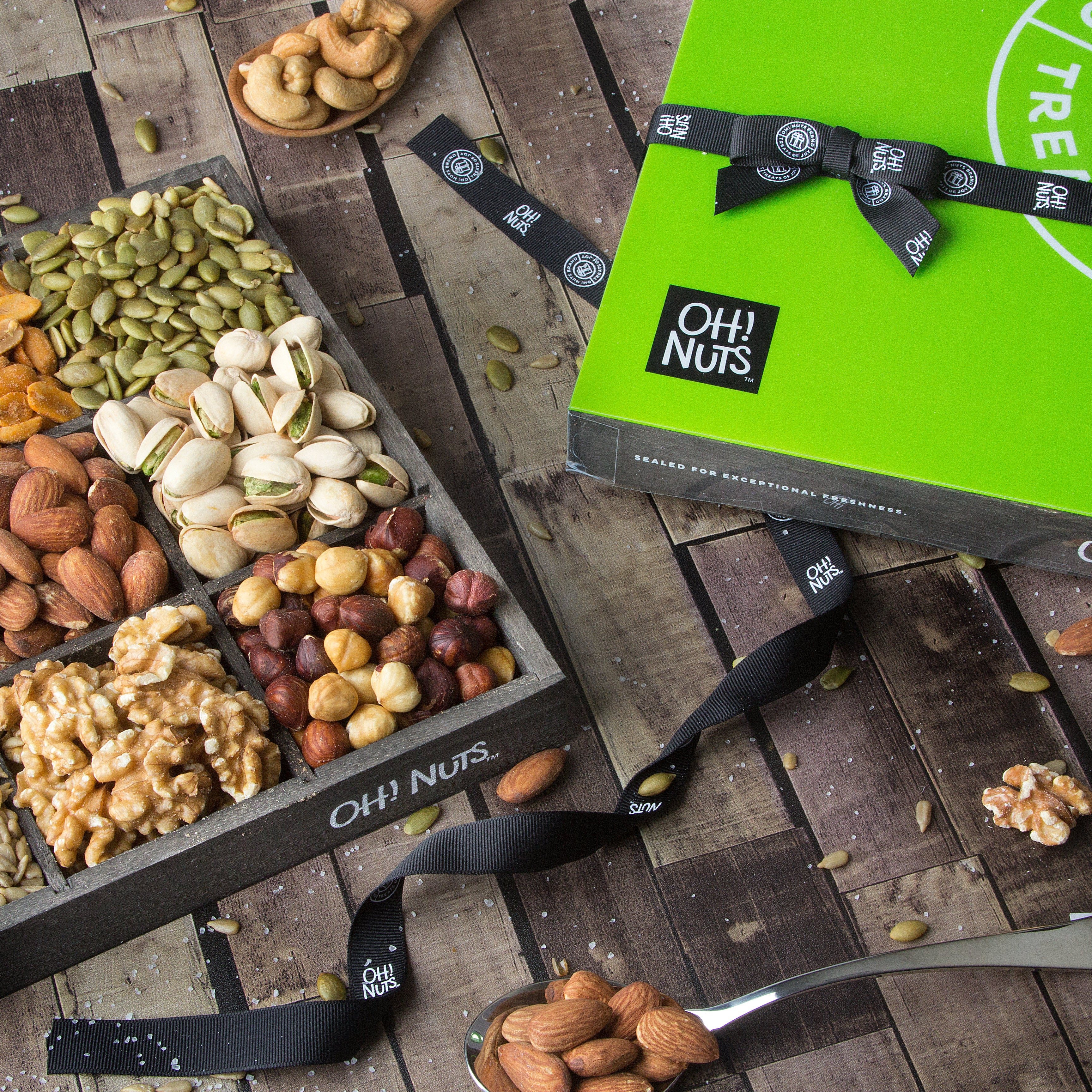 Holiday Nuts 9 Variety Gift Basket – Oh! Nuts