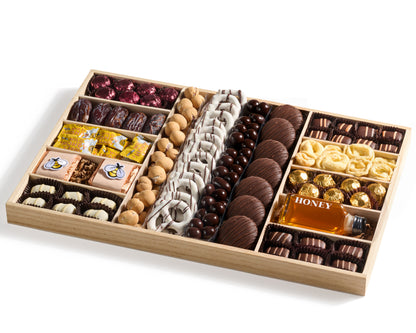 Wooden Nut & Chocolate Gift Tray – XL