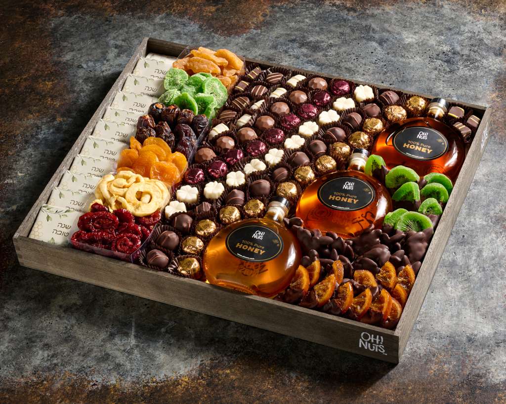 XXL 20-Inch Rosh Hashanah Wooden Gift Tray